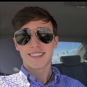 Meet your Posher, Daniel